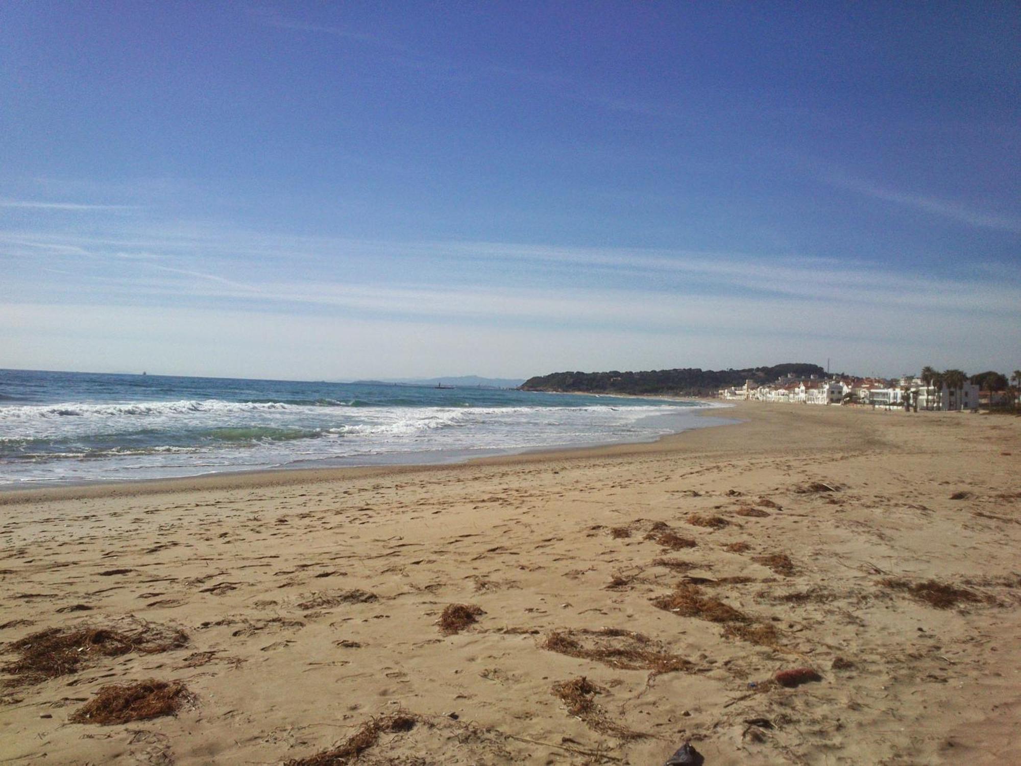 Altafulla, Primera Linea De Mar Con Acceso Directo A La Playa Exterior foto